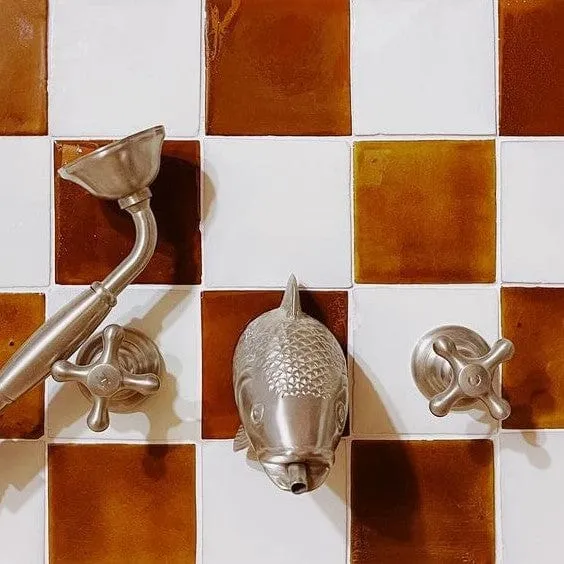 BT86 Wall mounted taps with Fish head