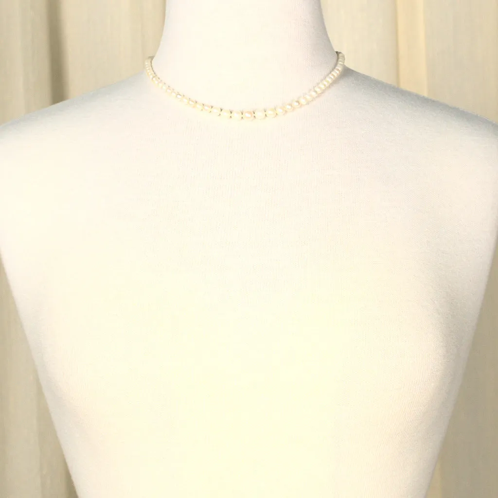 Charming Vintage Pearl Necklace