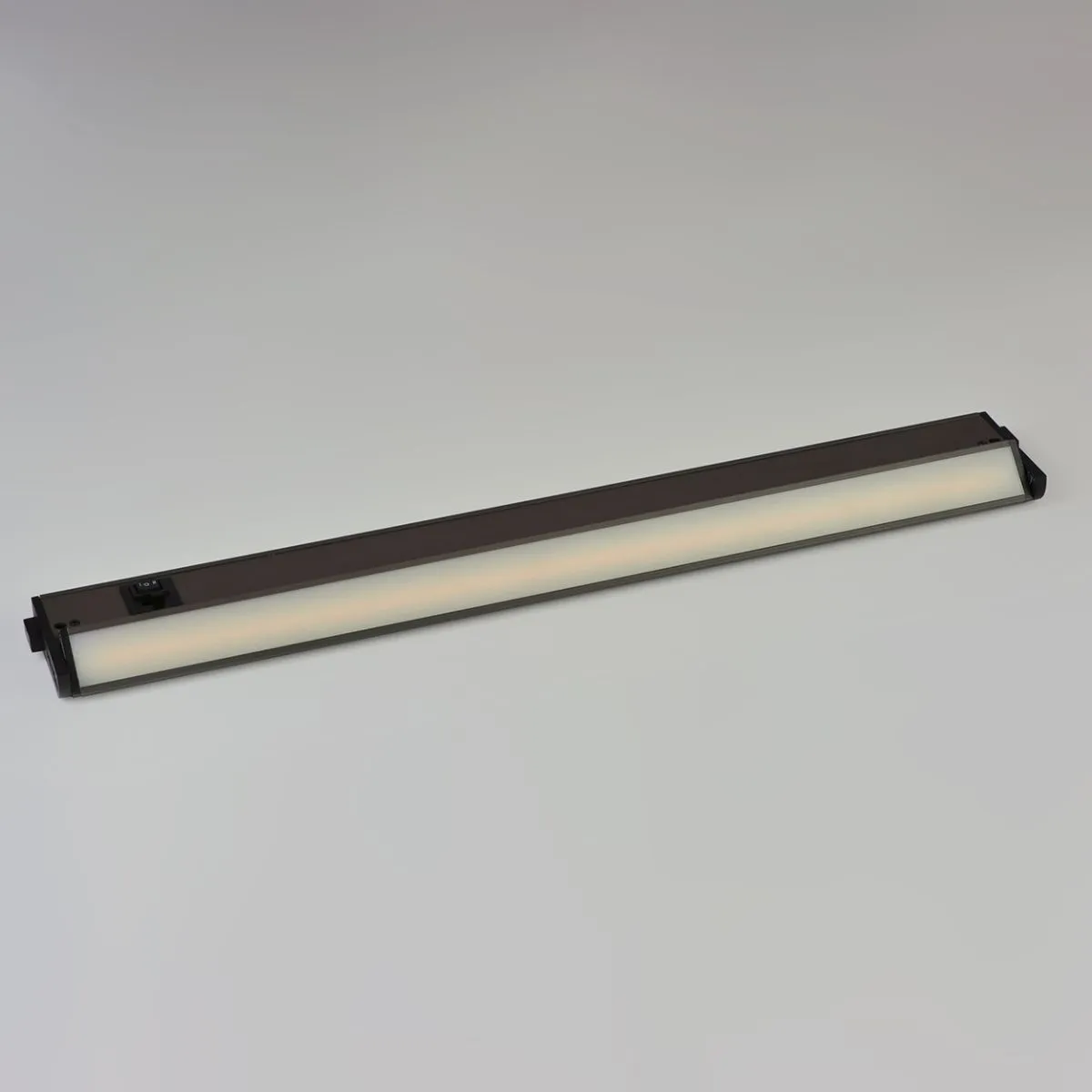 CounterMax 5K 24 Inch LED Under Cabinet Light, 2700K to 5000K, 1560 Lumens, 120V, White