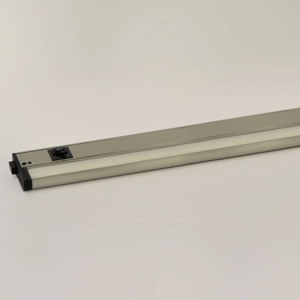 CounterMax 5K 36 Inch LED Under Cabinet Light, 2700K to 5000K, 2220 Lumens, 120V, Bronze