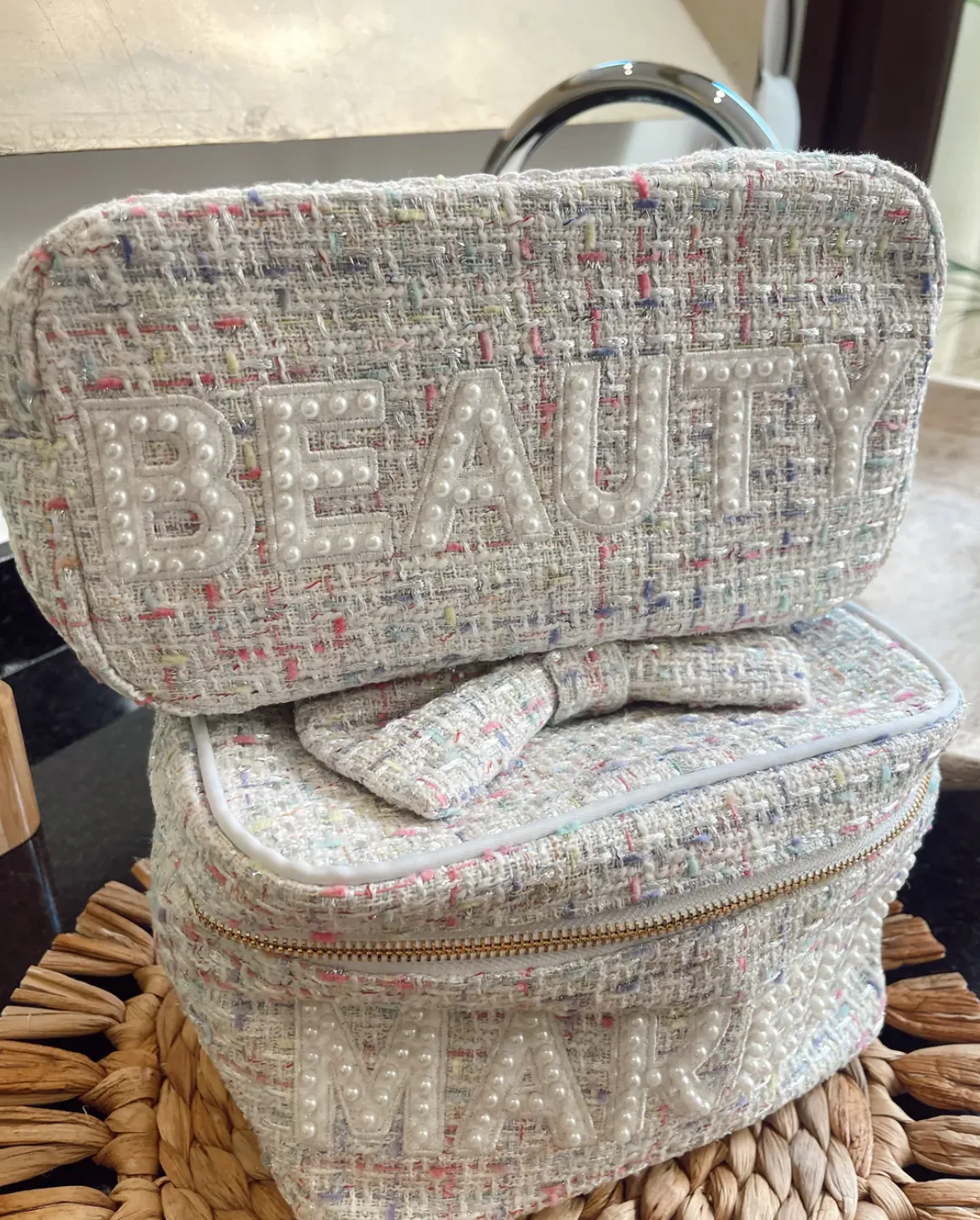 FINAL SALE!! Tweed BEAUTY Bag in White