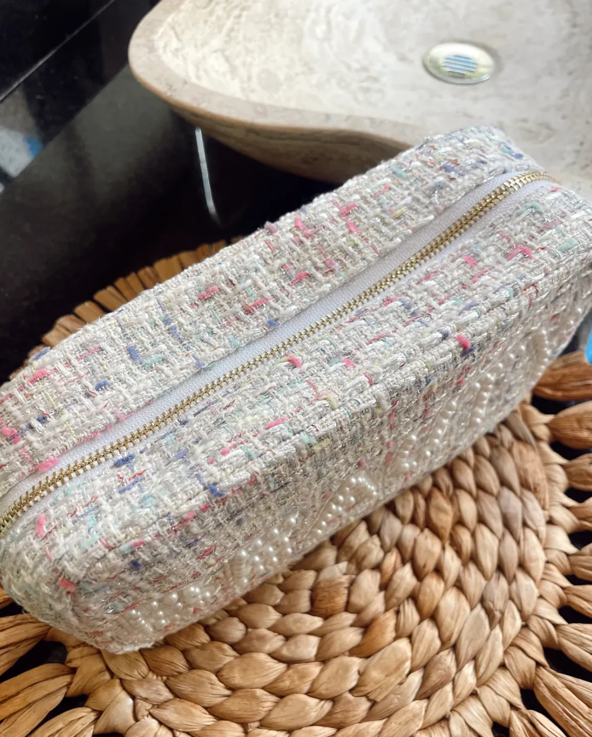 FINAL SALE!! Tweed BEAUTY Bag in White