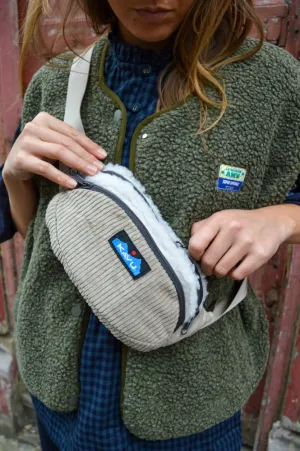 Kavu Snuggy Spectator Pebble Beach Bag