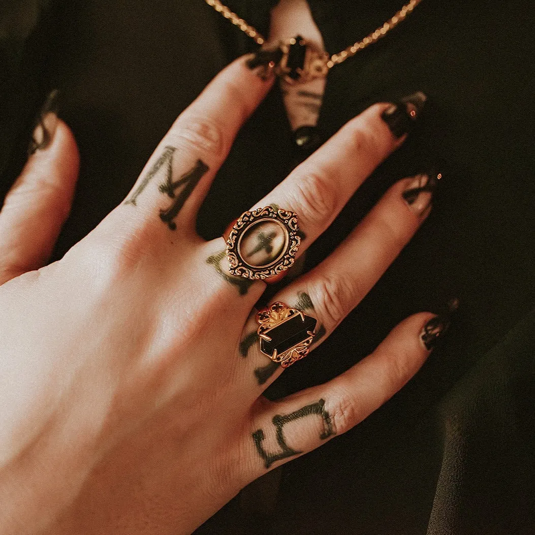 Memoriam Gold Ornate Frame Ring