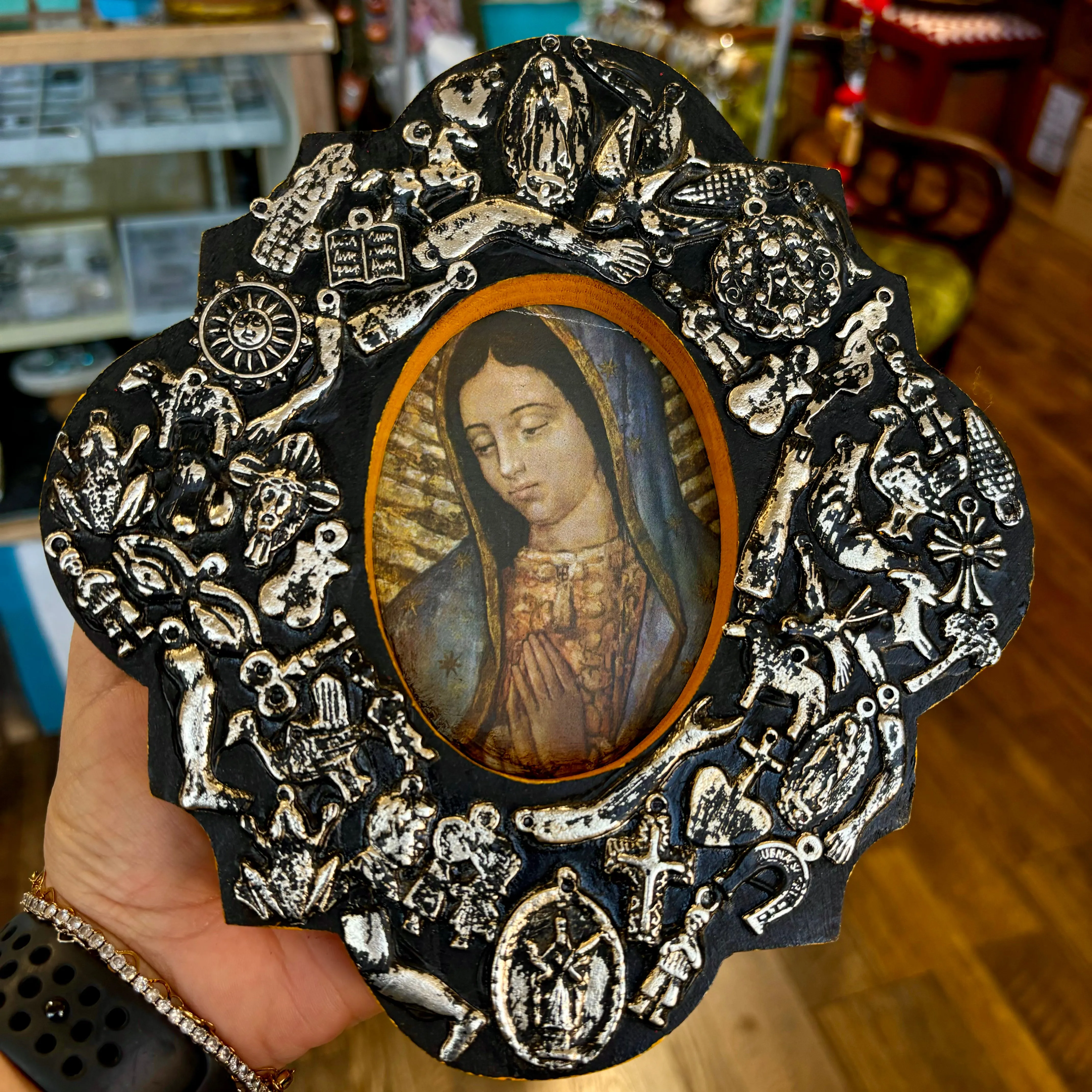 Milagros Ornate Frame