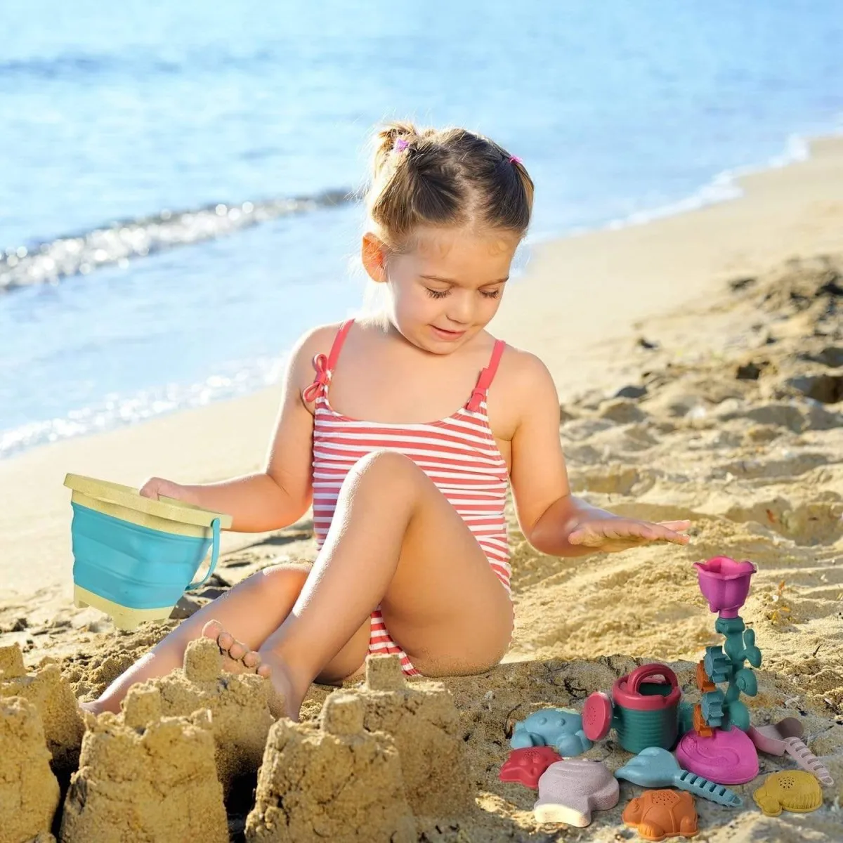 Sandbox Toys with Collapsible Bucket